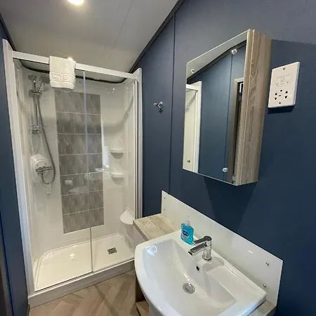 Hébergement de vacances Oakwood With Hot Tub